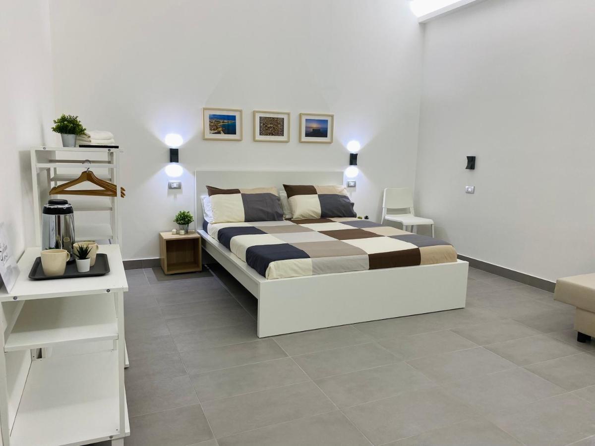 Sicilian Rooms Avola Bagian luar foto